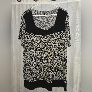 Fashion Bug Womens Black and White Leopard Print Blouse 2xl